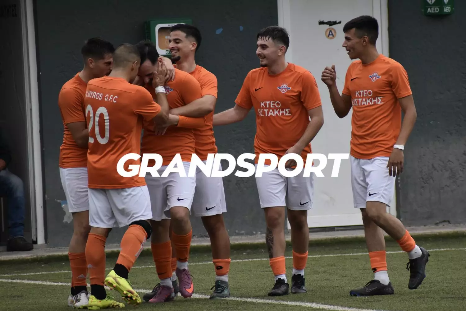 Ανατροπή στην ανατροπή και τρίποντο για τον Αλμυρό