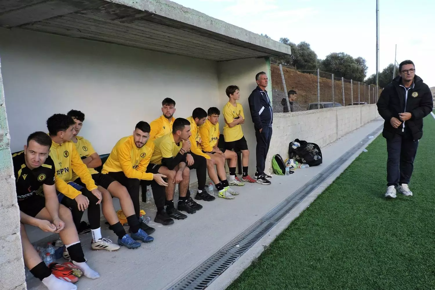 &Alpha;&nu;&theta;&epsilon;&sigma;&tau;ί&omega;&nu;: &Mu;&epsilon; &alpha;&pi;&omicron;&upsilon;&sigma;ί&epsilon;&sigmaf; &alpha;&lambda;&lambda;ά &mu;&epsilon; &sigma;&tau;ό&chi;&omicron; &tau;&eta;&nu; &pi;&rho;ό&kappa;&rho;&iota;&sigma;&eta; &sigma;&tau;&omicron;&nu; &Zeta;&alpha;&rho;ό