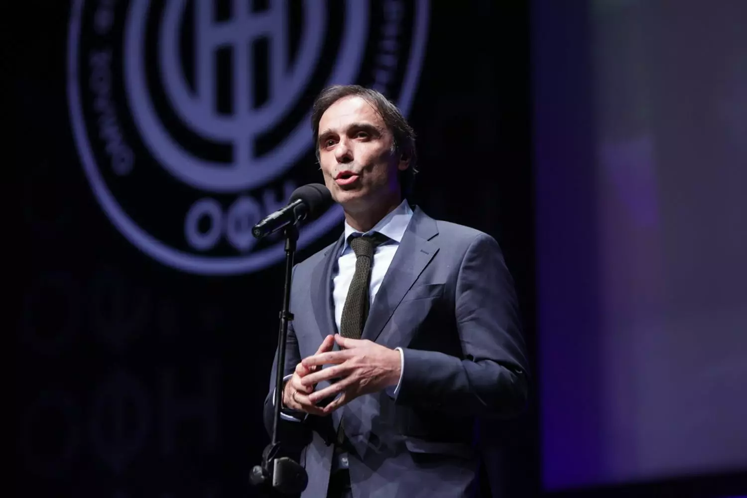 &Pi;&omicron;&upsilon;&rho;&sigma;&alpha;&nu;ί&delta;&eta;&sigmaf;: &laquo;&Sigma;&upsilon;&nu;&omicron;&delta;&omicron;&iota;&pi;ό&rho;&omicron;&sigmaf; &mu;&alpha;&sigmaf; &eta; MINOAN LINES &sigma;&epsilon; έ&nu;&alpha; &alpha;&kappa;ό&mu;&alpha; &iota;&sigma;&tau;&omicron;&rho;&iota;&kappa;ό &tau;&alpha;&xi;ί&delta;&iota; &tau;&omicron;&upsilon; &Omicron;&Phi;&Eta;&raquo;