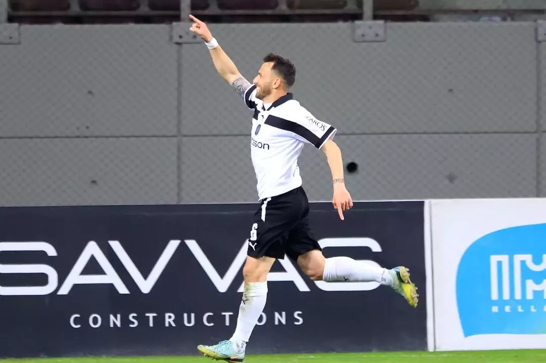 Η… αφιέρωση του Καραχάλιου στην εξέδρα