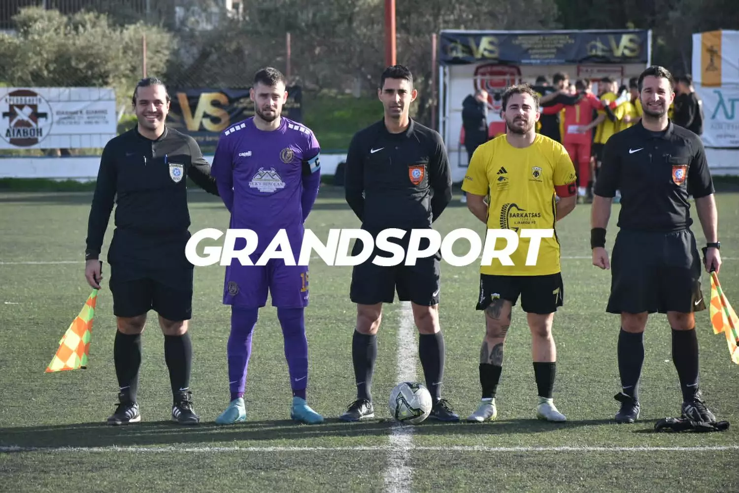 &Alpha;&Epsilon;&Kappa;-&Mu;&omicron;&chi;ό&sigmaf;: LIVE