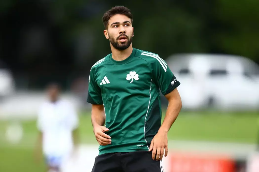 &Mu;&pi;&rho;έ&gamma;&kappa;&omicron;&upsilon; &kappa;&alpha;&iota; &Tau;&alpha;&beta;ά&rho;&epsilon;&sigmaf; &tau;&alpha;&hellip; &alpha;&nu;&tau;&alpha;&lambda;&lambda;ά&gamma;&mu;&alpha;&tau;&alpha; &tau;&omicron;&upsilon; &Pi;&alpha;&nu;&alpha;&theta;&eta;&nu;&alpha;ϊ&kappa;&omicron;ύ &sigma;&tau;&omicron;&nu; &Pi;&alpha;&nu;&alpha;&iota;&tau;&omega;&lambda;&iota;&kappa;ό