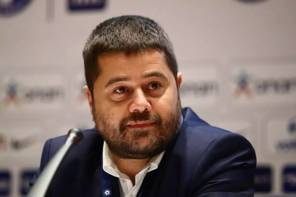 &Gamma;&kappa;&alpha;&gamma;&kappa;ά&tau;&sigma;&eta;&sigmaf;: &laquo;Ό&tau;&alpha;&nu; ό&lambda;&omicron;&iota; έ&chi;&omicron;&upsilon;&nu; &pi;&alpha;&rho;ά&pi;&omicron;&nu;&alpha;, &sigma;&eta;&mu;&alpha;ί&nu;&epsilon;&iota; &pi;&omega;&sigmaf; &eta; &delta;&iota;&alpha;&iota;&tau;&eta;&sigma;ί&alpha; &delta;&epsilon;&nu; έ&chi;&epsilon;&iota; &kappa;&alpha;&tau;&epsilon;ύ&theta;&upsilon;&nu;&sigma;&eta;&raquo;