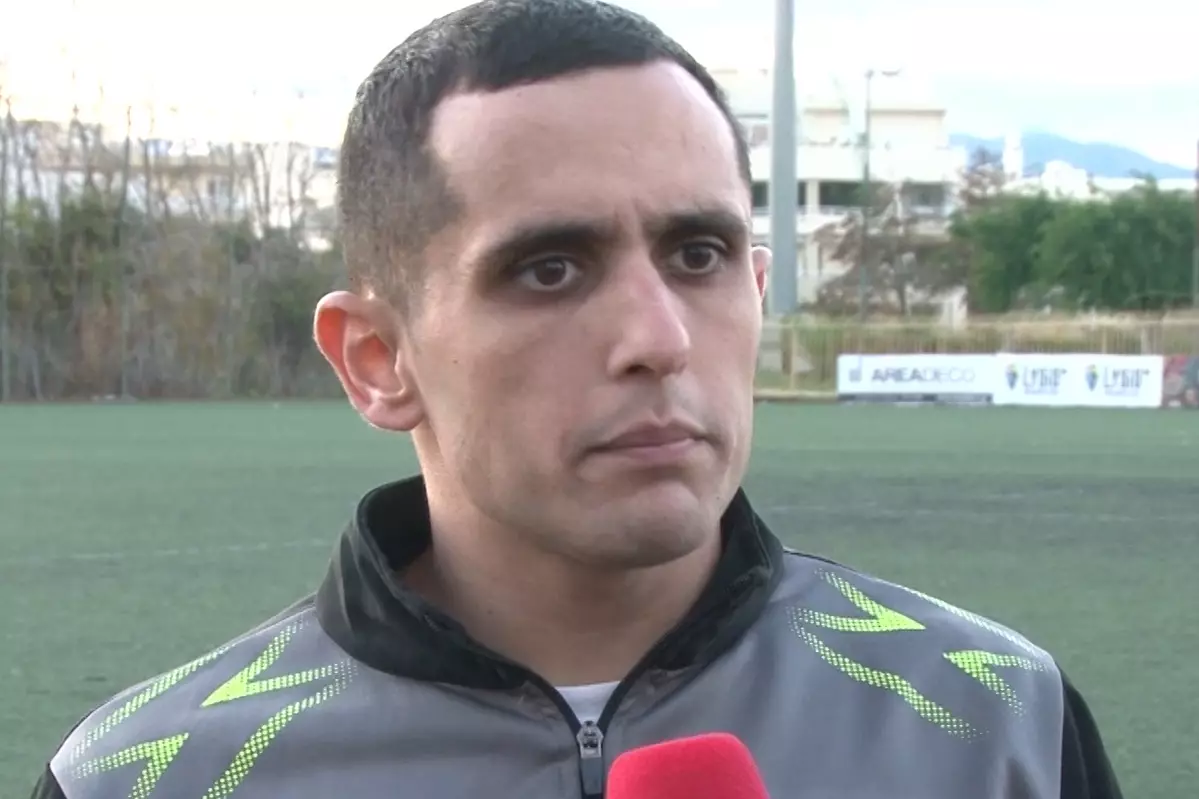 &Kappa;. &Kappa;&alpha;&lambda;&alpha;ϊ&tau;&zeta;ά&kappa;&eta;&sigmaf;: &laquo;&Epsilon;ί&mu;&alpha;&sigma;&tau;&epsilon; &eta; &kappa;&alpha;&lambda;ύ&tau;&epsilon;&rho;&eta; &omicron;&mu;ά&delta;&alpha;,100% &delta;ί&kappa;&alpha;&iota;&alpha; &sigma;&tau;&eta;&nu; &pi;&rho;ώ&tau;&eta; &theta;έ&sigma;&eta;&raquo;