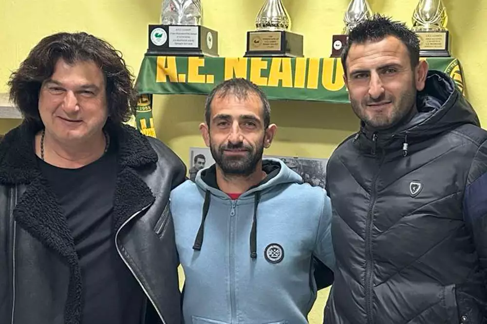 &Epsilon;&pi;&iota;&sigma;&tau;&rho;&omicron;&phi;ή &Kappa;&omicron;&upsilon;&lambda;&omicron;ύ&rho;&alpha; &sigma;&tau;&omicron;&nu; &pi;ά&gamma;&kappa;&omicron;, &mu;&epsilon; &Xi;&epsilon;&nu;&omicron;&delta;ό&chi;&omicron;&phi; &sigma;&tau;&omicron; &pi;&lambda;&epsilon;&upsilon;&rho;ό &tau;&omicron;&upsilon;