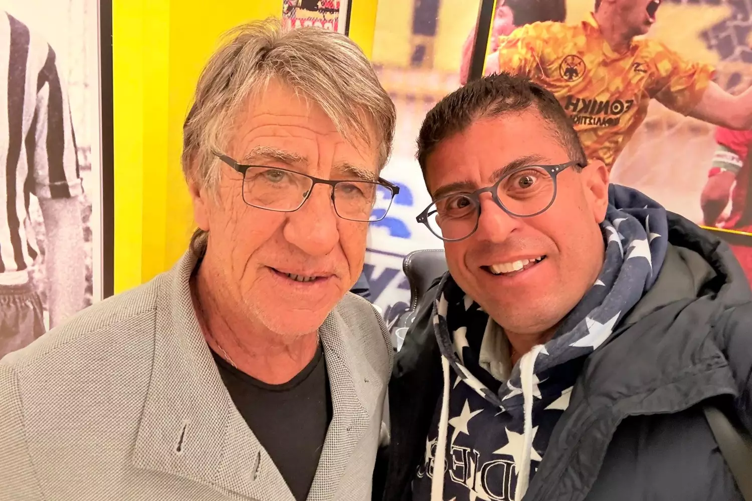 &Mu;&alpha;&zeta;ί &mu;&epsilon; &tau;&omicron;&nu; &Theta;&omega;&mu;ά &Mu;&alpha;ύ&rho;&omicron; &omicron; &Gamma;&iota;ώ&rho;&gamma;&omicron;&sigmaf; &Tau;&zeta;&omicron;ά&nu;&omicron;&sigmaf;