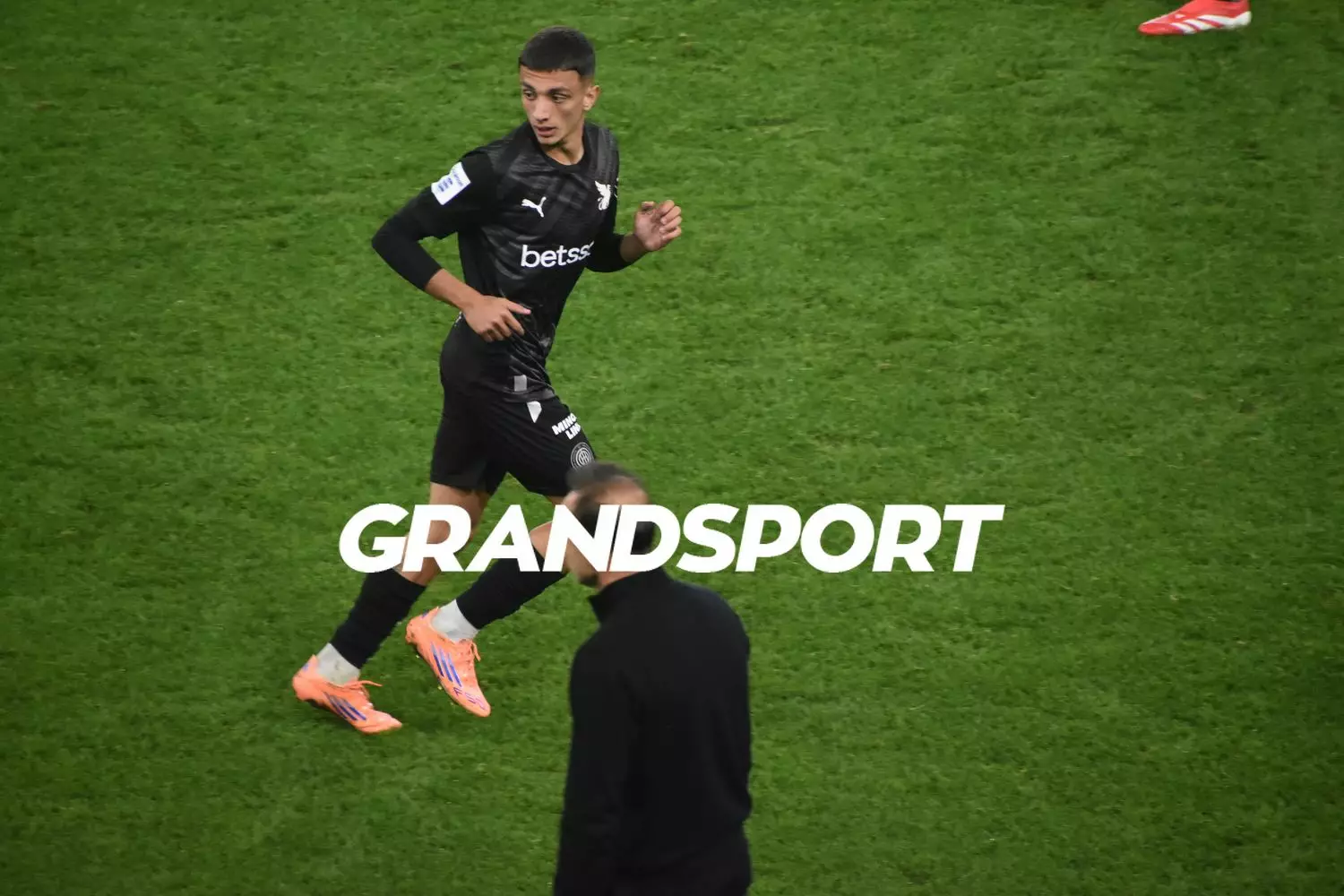 Υπερήφανοι στον ΠΟΑ για τον Παύλο Καινουργιάκη