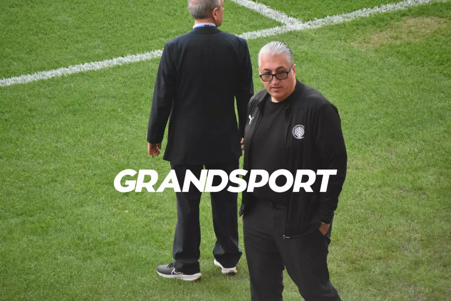 &Nu;έ&omicron; &xi;έ&sigma;&pi;&alpha;&sigma;&mu;&alpha; &Mu;&pi;&omicron;ύ&sigma;&eta; &gamma;&iota;&alpha; &Phi;&omega;&tau;&iota;ά-&Epsilon;&upsilon;&alpha;&gamma;&gamma;έ&lambda;&omicron;&upsilon;: &laquo;&Theta;&alpha; έ&pi;&rho;&epsilon;&pi;&epsilon; &nu;&alpha; &nu;&tau;&rho;έ&pi;&epsilon;&sigma;&tau;&epsilon;&raquo;