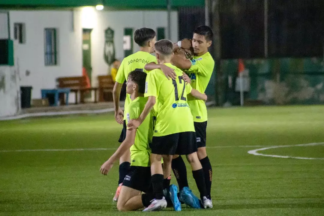 &Pi;&lambda;&omicron;ύ&sigma;&iota;&omicron; &theta;έ&alpha;&mu;&alpha; &kappa;&alpha;&iota; &alpha;&nu;&alpha;&tau;&rho;&omicron;&pi;έ&sigmaf; &sigma;&tau;&eta;&nu; 8&eta; &alpha;&gamma;&omega;&nu;&iota;&sigma;&tau;&iota;&kappa;ή &tau;&eta;&sigmaf; Youth League &Epsilon;&Pi;&Sigma;&Eta;