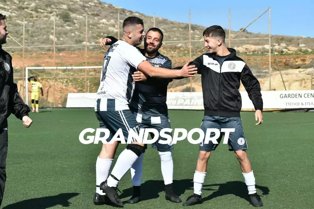 &Pi;&epsilon;&nu;&tau;ά&rho;&alpha; &omicron; &Alpha;&tau;&rho;ό&mu;&eta;&tau;&omicron;&sigmaf; &Epsilon;&pi;&iota;&sigma;&kappa;&omicron;&pi;ή&sigmaf; &kappa;ό&nu;&tau;&rho;&alpha; &sigma;&tau;&omicron;&upsilon;&sigmaf; &Pi;&alpha;ί&delta;&epsilon;&sigmaf; &Eta;&rho;&omicron;&delta;ό&tau;&omicron;&upsilon;