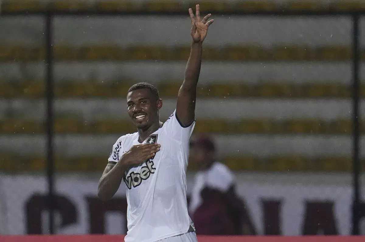 &Omicron; &Omicron;&lambda;&upsilon;&mu;&pi;&iota;&alpha;&kappa;ό&sigmaf; &phi;έ&rho;&nu;&epsilon;&iota; &tau;&omicron;&nu; &Kappa;&omicron;&upsilon;ϊ&alpha;&mu;&pi;ά&nu;&omicron;