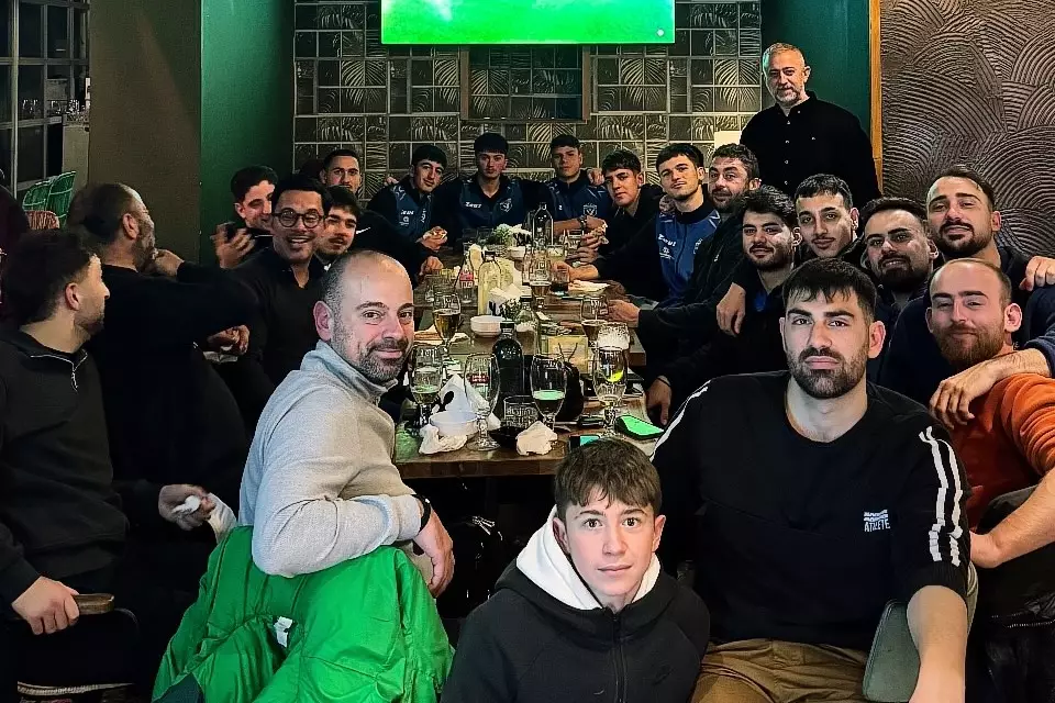 &Tau;&rho;&alpha;&pi;έ&zeta;&iota; &mu;&epsilon;&tau;ά &tau;&eta;&nu; &pi;&rho;ό&kappa;&rho;&iota;&sigma;&eta; &sigma;&tau;&eta; &Delta;&alpha;&mu;ά&sigma;&tau;&alpha;