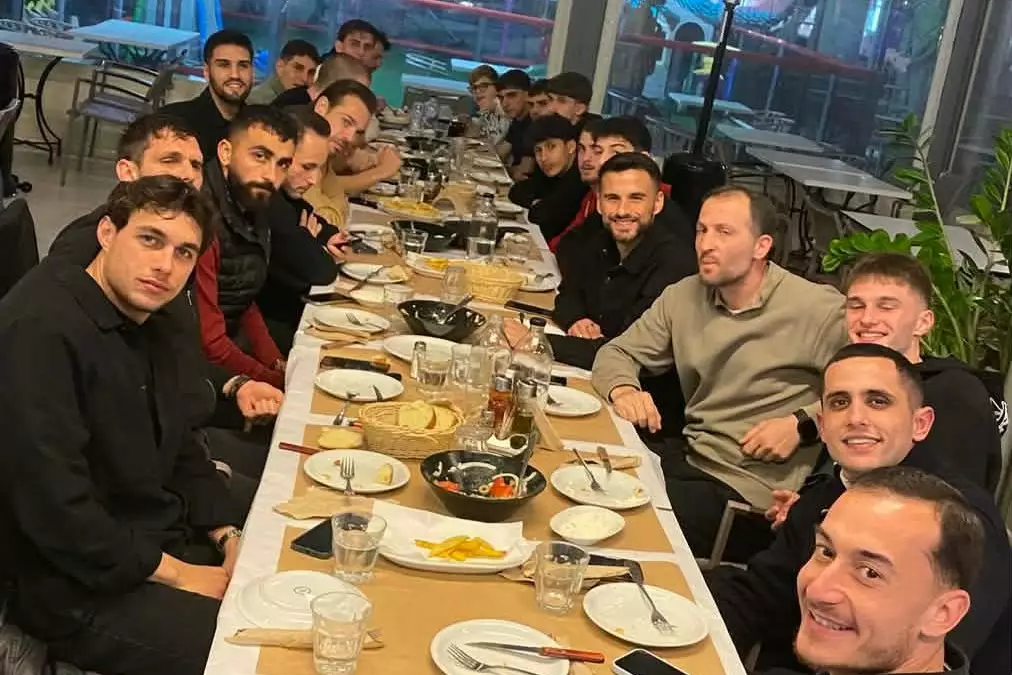 &Tau;&rho;&alpha;&pi;έ&zeta;&iota; &tau;&omicron;&upsilon; &Gamma;. &Sigma;&omicron;&upsilon;&lambda;&tau;ά&tau;&omicron;&upsilon; &sigma;&tau;&omicron;&nu; &Epsilon;&rho;&gamma;&omicron;&tau;έ&lambda;&eta;