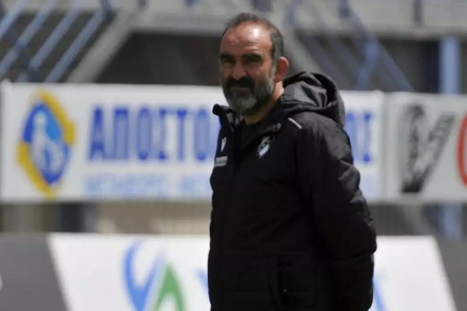 &Kappa;. &Pi;&alpha;&nu;&tau;&zeta;&alpha;&rho;ί&delta;&eta;&sigmaf;: &laquo;&Nu;&alpha; &beta;ά&lambda;&omega; &tau;&omicron; &lambda;&iota;&theta;&alpha;&rho;ά&kappa;&iota; &mu;&omicron;&upsilon; &gamma;&iota;&alpha; &nu;&alpha; &pi;&epsilon;&tau;ύ&chi;&epsilon;&iota; &tau;&omicron; &pi;&rho;ό&tau;&zeta;&epsilon;&kappa;&tau; &tau;&omega;&nu; Snakes F.C.&raquo;