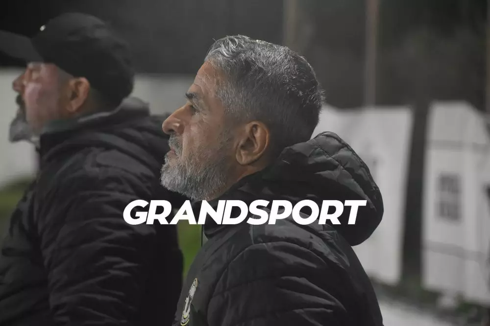 &Kappa;&alpha;&lambda;&omicron;&gamma;&iota;&alpha;&nu;&nu;ά&kappa;&eta;&sigmaf;: &laquo;&Kappa;&epsilon;&rho;&delta;ί&sigma;&alpha;&mu;&epsilon; &alpha;&lambda;&lambda;ά &delta;&epsilon;&nu; &tau;&omicron; &epsilon;&upsilon;&chi;&alpha;&rho;&iota;&sigma;&tau;&eta;&theta;ή&kappa;&alpha;&mu;&epsilon; &ndash; &kappa;&rho;&alpha;&tau;ά&mu;&epsilon; &tau;&omicron; &alpha;&pi;&omicron;&tau;έ&lambda;&epsilon;&sigma;&mu;&alpha; &kappa;&alpha;&iota; &pi;&rho;&omicron;&chi;&omega;&rho;ά&mu;&epsilon;&raquo;