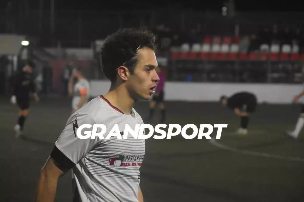 &Kappa;. &Tau;&sigma;&iota;&rho;&iota;&tau;ά&kappa;&eta;&sigmaf;: &laquo;&Pi;&alpha;ί&zeta;&omicron;&upsilon;&mu;&epsilon; &kappa;&alpha;&iota; &gamma;&iota;&alpha; &tau;&omicron;&nu; &Mu;ά&nu;&omicron; &Tau;&sigma;&alpha;&phi;&alpha;&nu;&tau;ά&kappa;&eta; &ndash; &Pi;&iota;&sigma;&tau;&epsilon;ύ&omicron;&upsilon;&mu;&epsilon; &sigma;&tau;&iota;&sigmaf; &delta;&upsilon;&nu;&alpha;&tau;ό&tau;&eta;&tau;&epsilon;&sigmaf; &mu;&alpha;&sigmaf;&raquo;