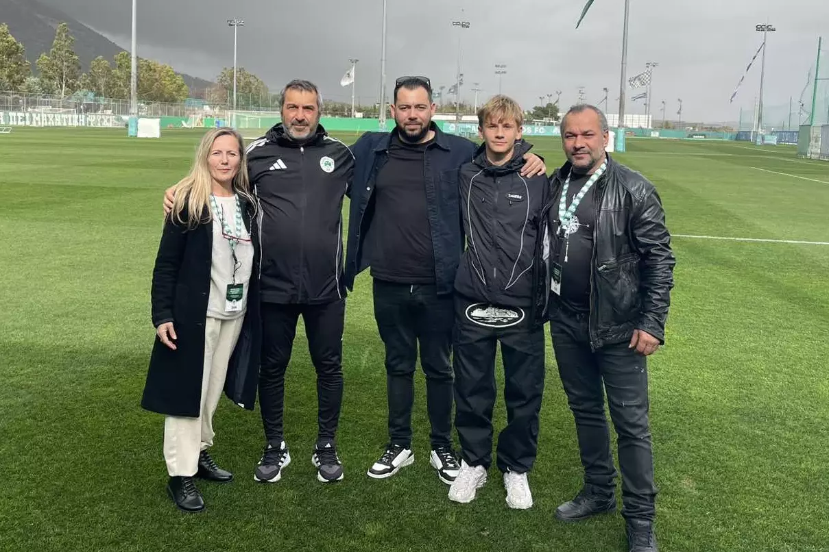 &Alpha;&pi;ό &tau;&omicron;&nu; &Alpha;&Omicron;&Alpha;&Nu; &sigma;&tau;&omicron;&nu; &Pi;&alpha;&nu;&alpha;&theta;&eta;&nu;&alpha;ϊ&kappa;ό!