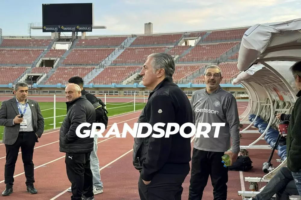 Έ&delta;&omega;&sigma;&epsilon; &tau;&omicron; &pi;&alpha;&rho;ώ&nu; &sigma;&tau;&eta; &pi;&rho;&omicron;&pi;ό&nu;&eta;&sigma;&eta; &tau;&omicron;&upsilon; &Omicron;&Phi;&Eta; &omicron; &Mu;. &Mu;&pi;&omicron;ύ&sigma;&eta;&sigmaf;