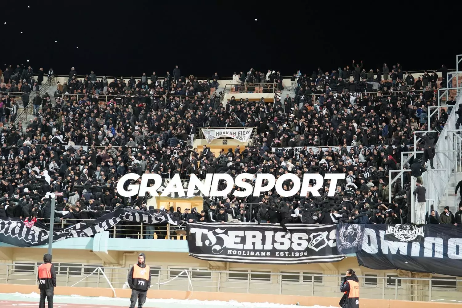 &Omicron;&iota; &epsilon;&upsilon;&chi;έ&sigmaf; &tau;&omega;&nu; Snakes &sigma;&tau;&omicron;&nu; &Alpha;&pi;ό&lambda;&lambda;&omega;&nu;&alpha; &Kappa;&alpha;&lambda;&alpha;&mu;&alpha;&rho;&iota;ά &gamma;&iota;&alpha; &tau;&alpha; 100 &chi;&rho;ό&nu;&iota;&alpha;!