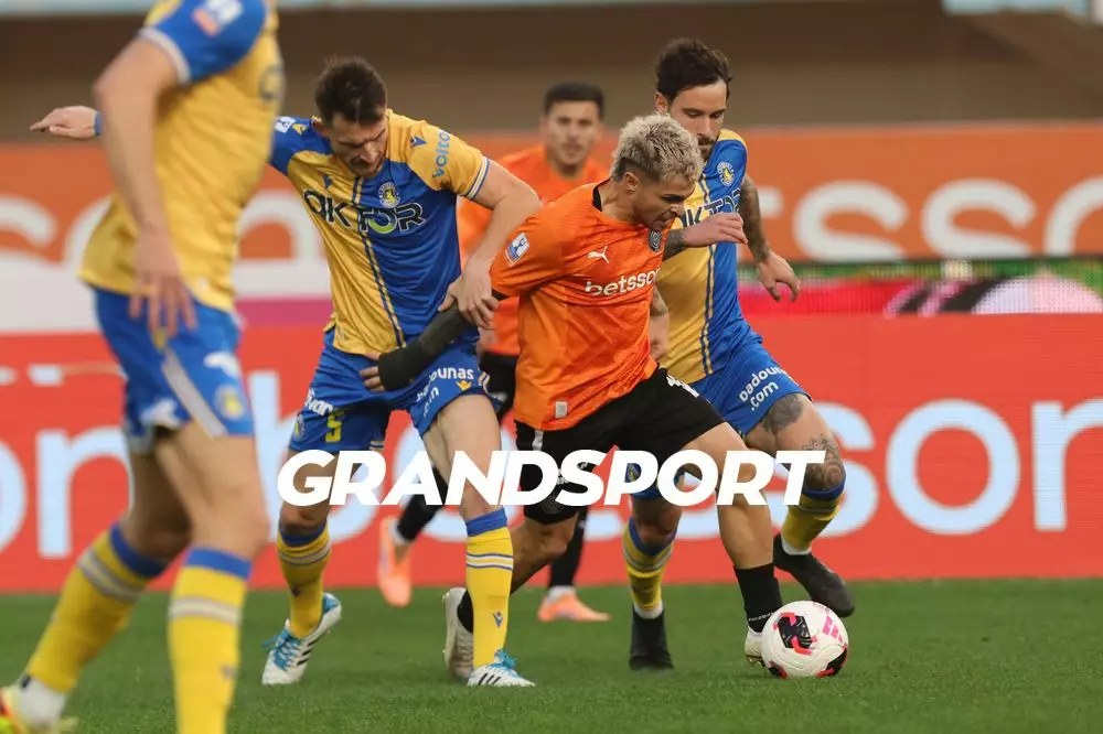 &Omicron;&Phi;&Eta;-&Alpha;&sigma;&tau;έ&rho;&alpha;&sigmaf;: &Mu;έ&nu;&omicron;&upsilon;&nu; &mu;&epsilon; 10 &omicron;&iota; &phi;&iota;&lambda;&omicron;&xi;&epsilon;&nu;&omicron;ύ&mu;&epsilon;&nu;&omicron;&iota; (vid)