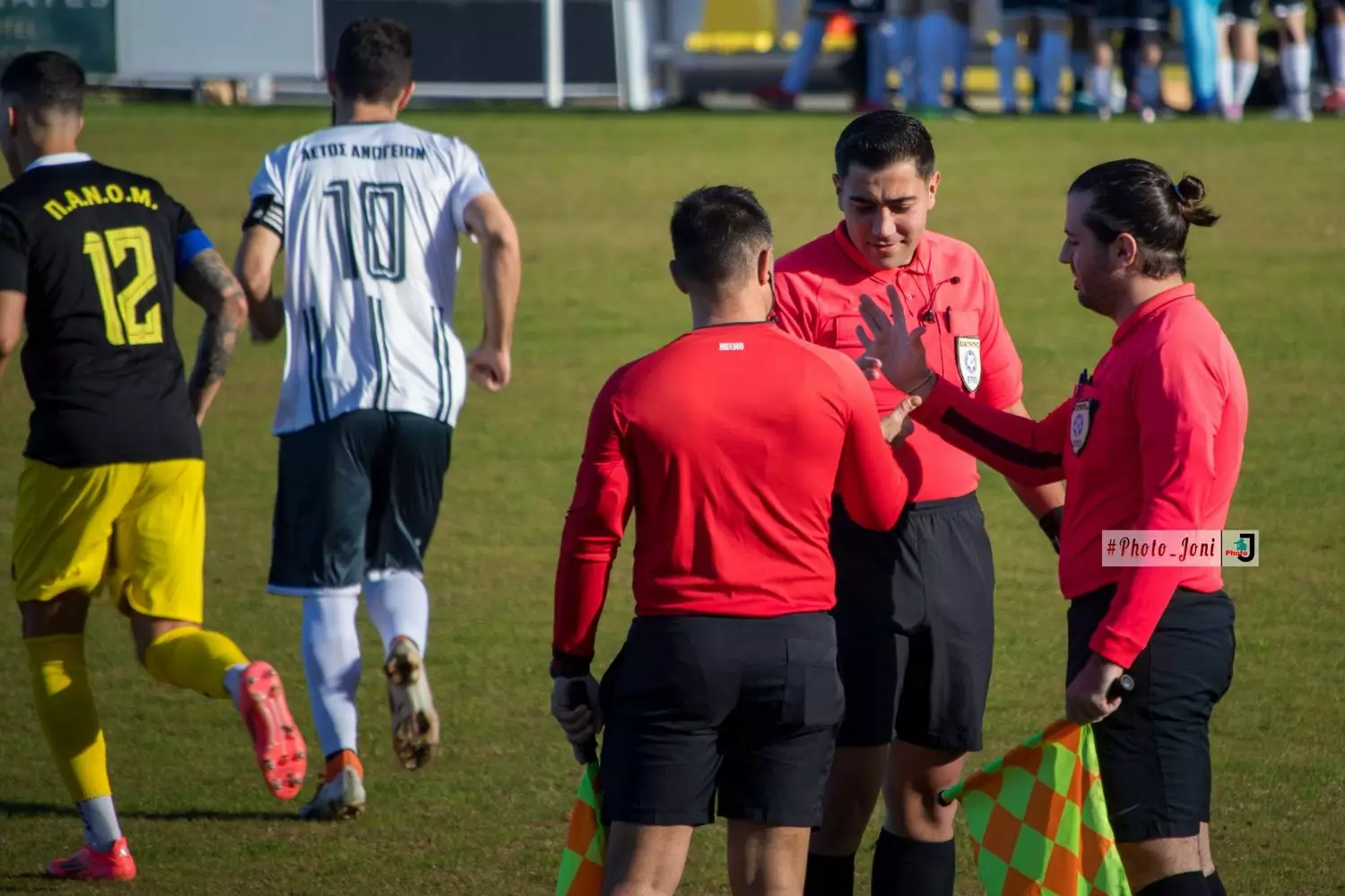 &Eta; &delta;&iota;&alpha;&iota;&tau;&eta;&tau;&iota;&kappa;ή &tau;&rho;&iota;ά&delta;&alpha; &tau;&omicron;&upsilon; &Alpha;&tau;&rho;ό&mu;&eta;&tau;&omicron;&sigmaf; &Epsilon;&pi;&iota;&sigma;&kappa;&omicron;&pi;ή&sigmaf;-&Tau;&eta;&gamma;&alpha;&nu;ί&tau;&eta;&sigmaf;