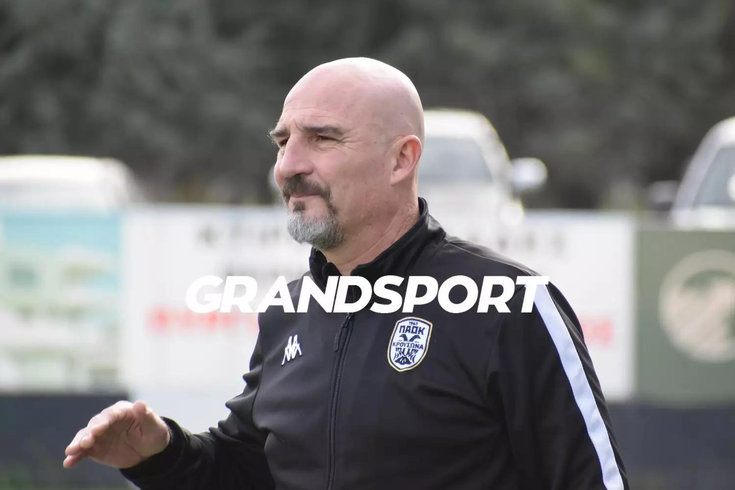 &Nu;. &Alpha;&nu;&delta;&rho;&iota;&alpha;&nu;ά&kappa;&eta;&sigmaf;: &laquo;&Eta; &pi;&rho;&omicron;&sigma;&pi;ά&theta;&epsilon;&iota;&alpha; ή&tau;&alpha;&nu; &kappa;&alpha;&lambda;ή, &sigma;&upsilon;&nu;&epsilon;&chi;ί&zeta;&omicron;&upsilon;&mu;&epsilon; &pi;&alpha;&iota;&chi;&nu;ί&delta;&iota; &mu;&epsilon; &pi;&alpha;&iota;&chi;&nu;ί&delta;&iota;&raquo;