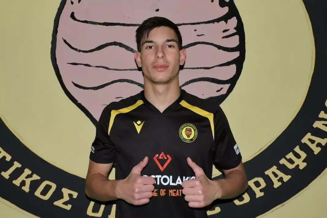 &Nu;έ&alpha; &pi;&rho;&omicron;&sigma;&theta;ή&kappa;&eta; &gamma;&iota;&alpha; &Alpha;&nu;&theta;&epsilon;&sigma;&tau;ί&omega;&nu; &mu;&epsilon; &Beta;&epsilon;&lambda;&lambda;ί&nu;&eta;!