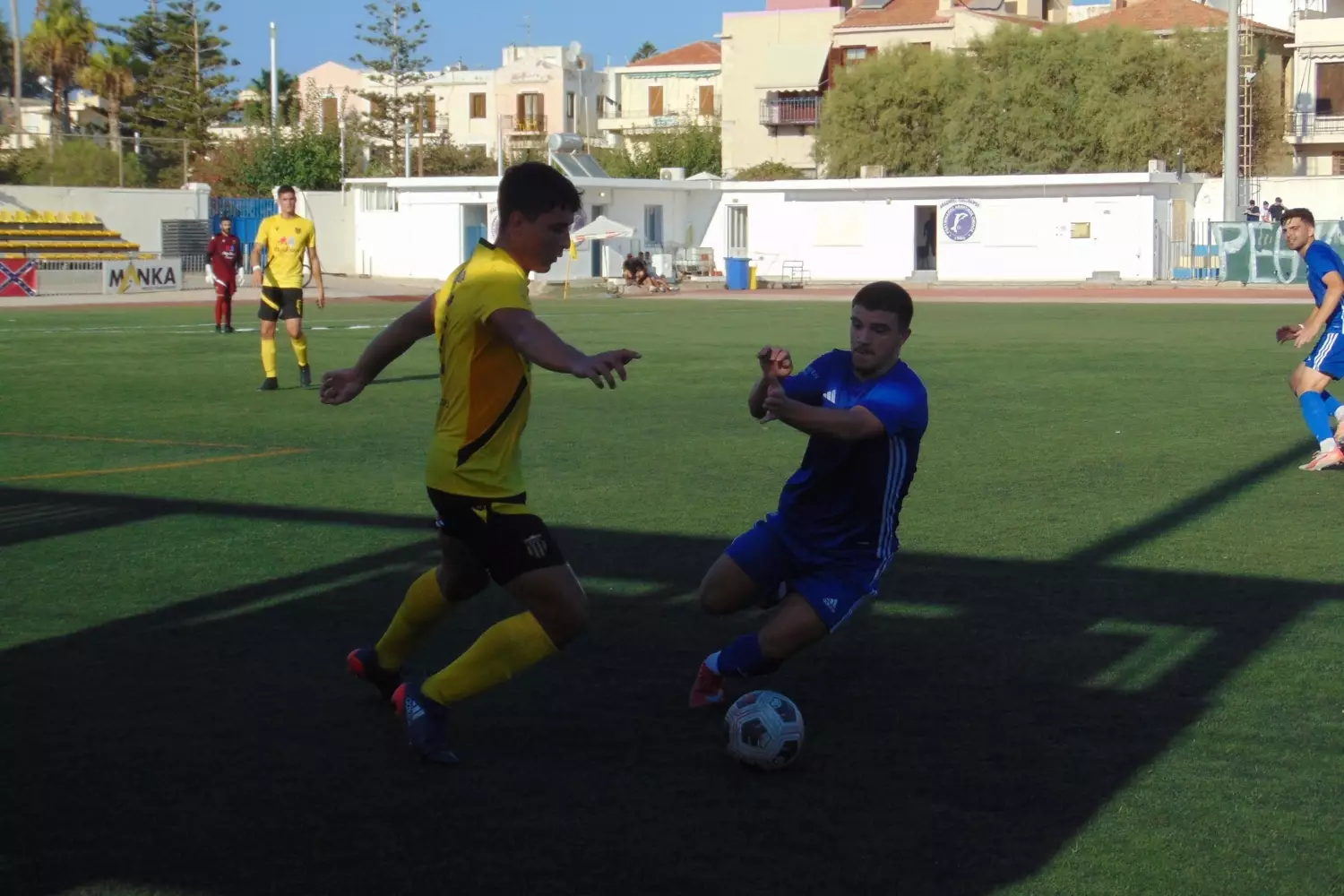 &Alpha;&rsquo; &Epsilon;&Pi;&Sigma; &Rho;&epsilon;&theta;ύ&mu;&nu;&omicron;&upsilon;: &Mu;&epsilon;&gamma;ά&lambda;&omicron;&sigmaf; &kappa;&epsilon;&rho;&delta;&iota;&sigma;&mu;έ&nu;&omicron;&sigmaf; &omicron; &Rho;&epsilon;&theta;&upsilon;&mu;&nu;&iota;&alpha;&kappa;ό&sigmaf;, &pi;ά&tau;&eta;&sigma;&epsilon; &kappa;&omicron;&rho;&upsilon;&phi;ή