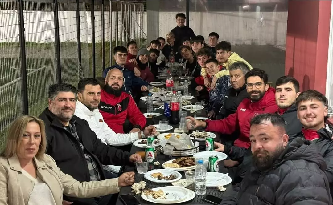 &Mu;&iota;&nu;&omega;&iota;&kappa;ή &Beta;: &Omicron;&iota;&kappa;&omicron;&gamma;&epsilon;&nu;&epsilon;&iota;&alpha;&kappa;ό &kappa;&lambda;ί&mu;&alpha;, &kappa;&omicron;&pi;ή &pi;ί&tau;&alpha;&sigmaf; &kappa;&alpha;&iota; &nu;έ&omicron; &pi;&rho;ό&sigma;&omega;&pi;&omicron; &mu;&epsilon; &pi;&rho;&omicron;&omicron;&pi;&tau;&iota;&kappa;ή