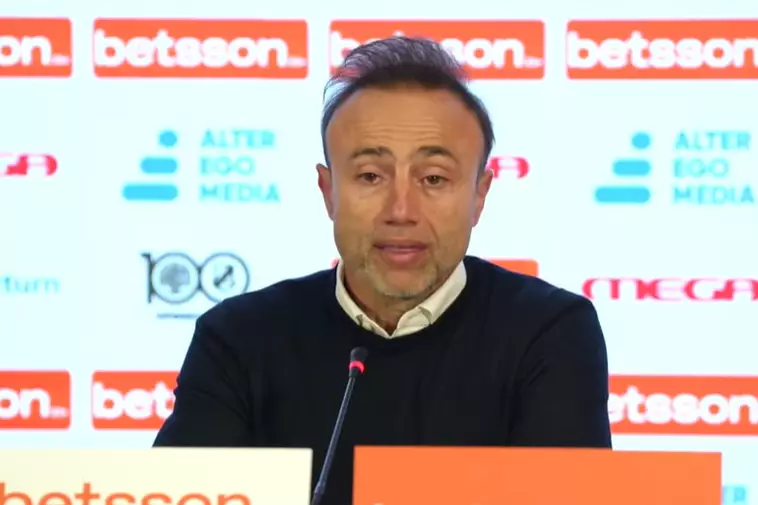 &Chi;&rho;. &Kappa;ό&nu;&tau;&eta;&sigmaf;: &laquo;&Kappa;&alpha;&nu;έ&nu;&alpha;&sigmaf; &delta;&epsilon;&nu; &chi;&alpha;ί&rho;&epsilon;&tau;&alpha;&iota; &gamma;&iota;&alpha; &tau;&omicron; &alpha;&pi;&omicron;&tau;έ&lambda;&epsilon;&sigma;&mu;&alpha;&raquo;