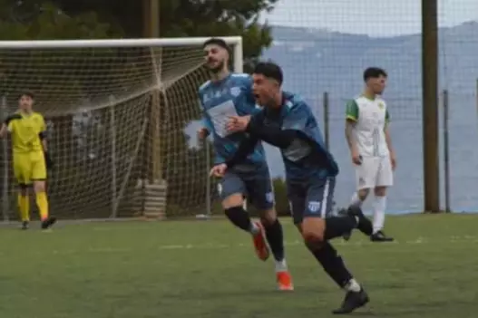 &Sigma;&tau;&omicron; &sigma;&tau;ό&chi;&alpha;&sigma;&tau;&rho;&omicron; &tau;&omicron;&upsilon; &Gamma;&rho;&alpha;&nu;ί&tau;&eta; &pi;&alpha;ί&kappa;&tau;&eta;&sigmaf; &tau;&eta;&sigmaf; &Alpha;&nu;&alpha;&gamma;έ&nu;&nu;&eta;&sigma;&eta;&sigmaf; &Iota;&epsilon;&rho;ά&pi;&epsilon;&tau;&rho;&alpha;&sigmaf;