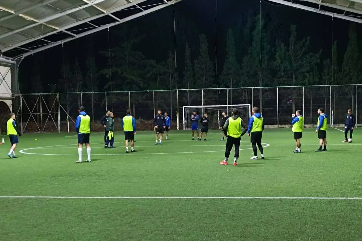 &Pi;ά&nu;&omicron;&pi;&lambda;&eta; &kappa;&alpha;&iota; &mu;&epsilon; &kappa;&alpha;&lambda;ή &psi;&upsilon;&chi;&omicron;&lambda;&omicron;&gamma;ί&alpha; &eta; &Theta;έ&rho;&iota;&sigma;&omicron;&sigmaf; &gamma;&iota;&alpha; &tau;&eta;&nu; &pi;&rho;ό&kappa;&rho;&iota;&sigma;&eta;