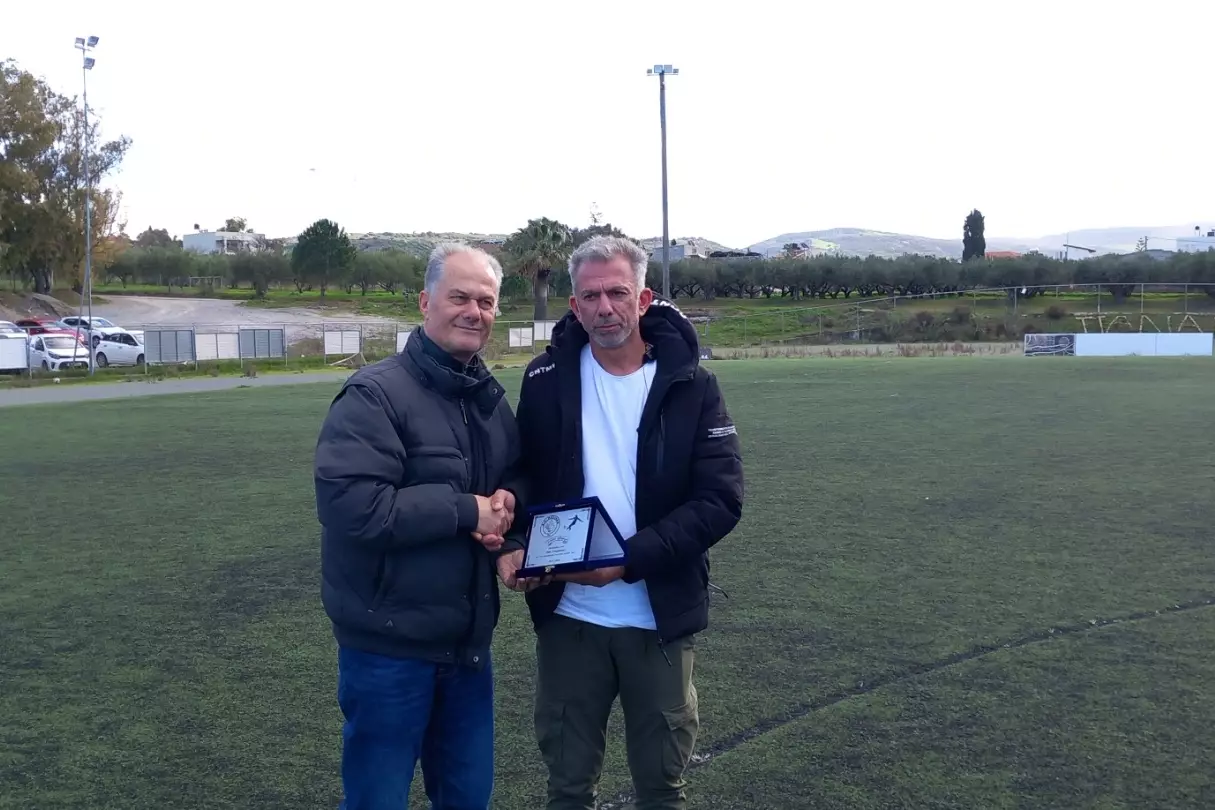 &Tau;ί&mu;&eta;&sigma;&epsilon; &tau;&omicron;&nu; &Tau;ί&mu;&omicron; &Sigma;&tau;&alpha;&mu;&alpha;&tau;ά&kappa;&eta; &eta; &Pi;&alpha;&lambda;&iota;&alpha;&nu;ή