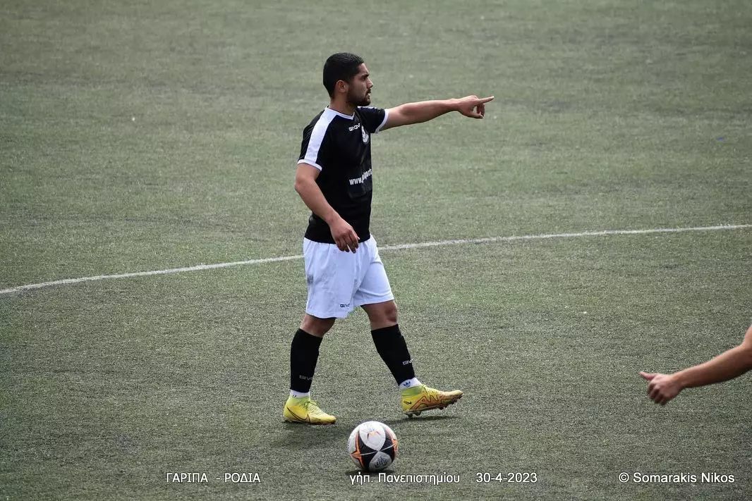 &Alpha;&lambda;. &Zeta;&epsilon;&rho;&omicron;: &laquo;&Theta;έ&lambda;&omega; &nu;&alpha; &beta;&omicron;&eta;&theta;ή&sigma;&omega; &tau;&eta;&nu; &omicron;&mu;ά&delta;&alpha; &ndash; &Delta;&epsilon;&nu; ά&nu;&tau;&epsilon;&chi;&alpha; ά&lambda;&lambda;&omicron; &mu;&alpha;&kappa;&rho;&iota;ά &alpha;&pi;ό &tau;&omicron; &pi;&omicron;&delta;ό&sigma;&phi;&alpha;&iota;&rho;&omicron;&raquo;