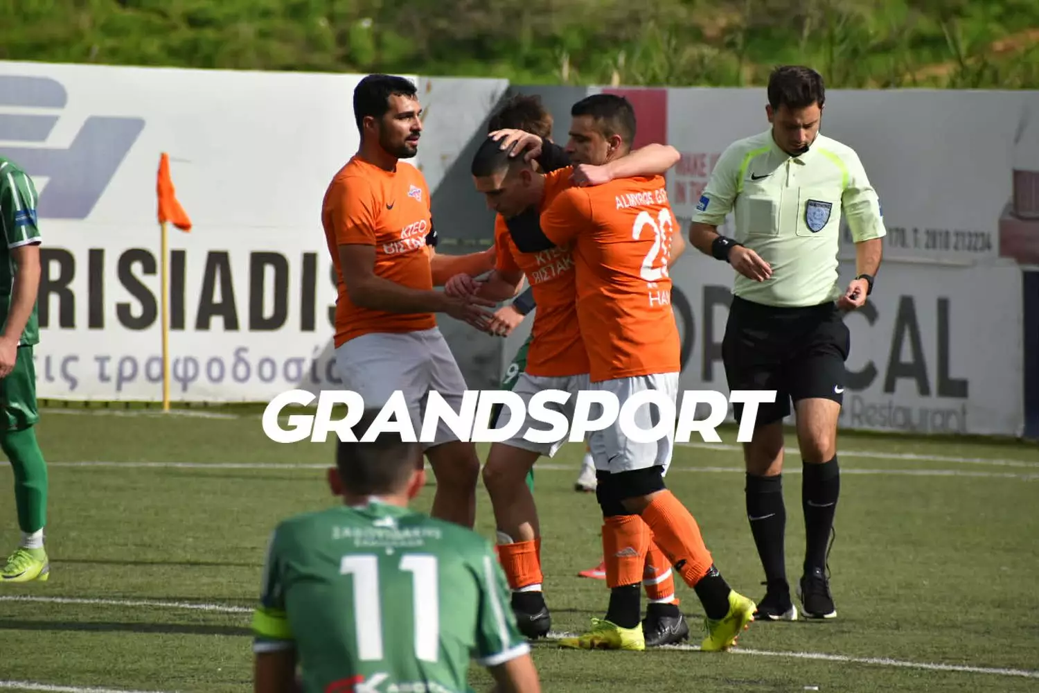 Ά&nu;&epsilon;&tau;&omicron; &tau;&rho;ί&pi;&omicron;&nu;&tau;&omicron; &kappa;&alpha;&iota; 5&eta; &theta;έ&sigma;&eta; &gamma;&iota;&alpha; &tau;&omicron;&nu; &Alpha;&lambda;&mu;&upsilon;&rho;ό