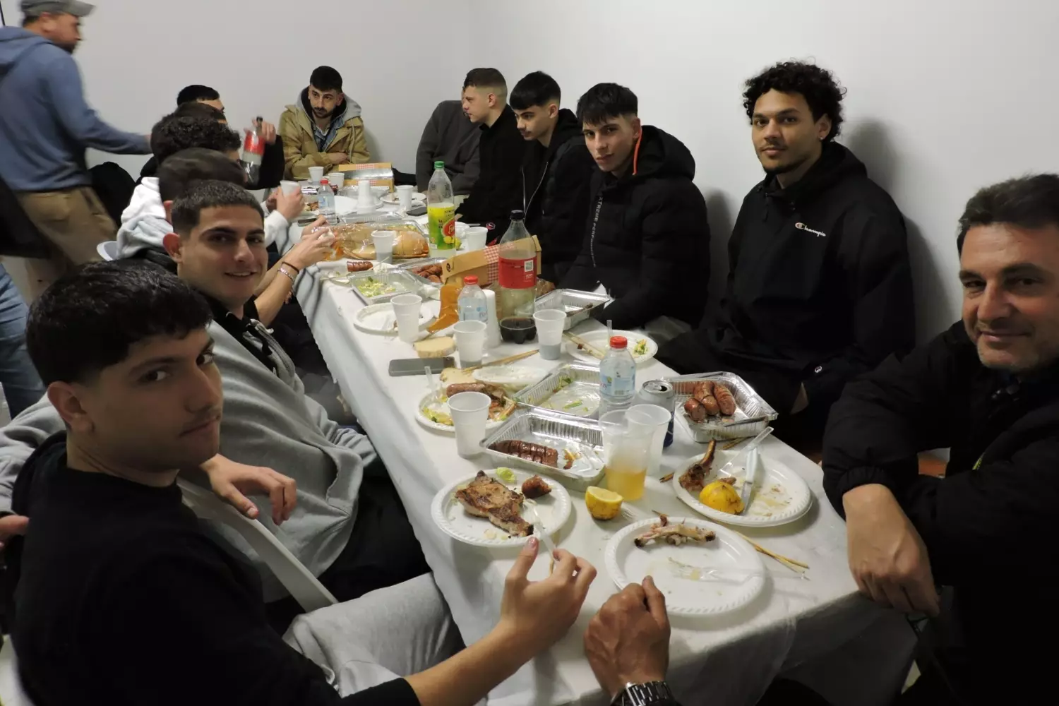 &Mu;&epsilon; &mu;&pi;ά&rho;&mu;&pi;&epsilon;&kappa;&iota;&omicron;&upsilon; έ&kappa;&lambda;&epsilon;&iota;&sigma;&epsilon; &tau;&eta;&nu; &pi;&rho;&omicron;&epsilon;&tau;&omicron;&iota;&mu;&alpha;&sigma;ί&alpha; &omicron; &Alpha;&nu;&theta;&epsilon;&sigma;&tau;ί&omega;&nu;