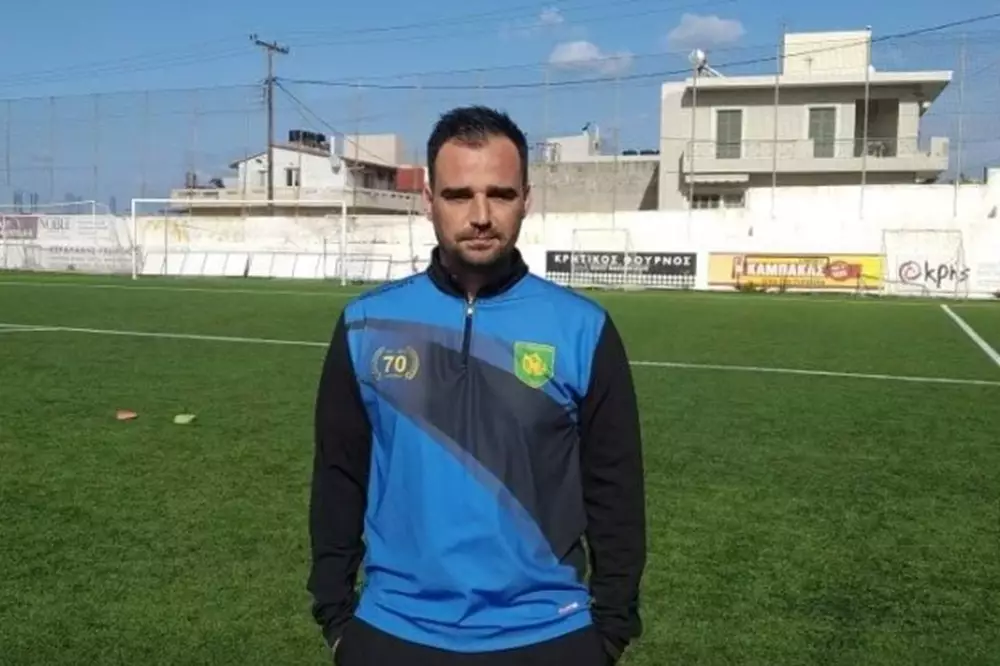 &Sigma;&tau;&omicron; &tau;&iota;&mu;ό&nu;&iota; &tau;&omicron;&upsilon; &Pi;&Omicron;&Alpha; &omicron; &Alpha;&nu;&tau;. &Alpha;&nu;&delta;&rho;&omicron;&upsilon;&lambda;ά&kappa;&eta;&sigmaf;!