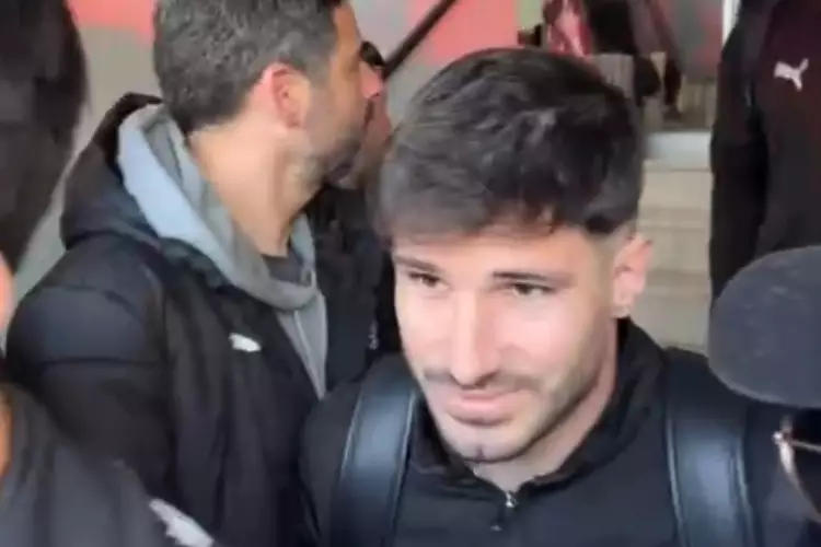 &Alpha;&pi;&omicron;&theta;&epsilon;ώ&theta;&eta;&kappa;&alpha;&nu; &omicron;&iota; &pi;&alpha;ί&kappa;&tau;&epsilon;&sigmaf; &tau;&omicron;&upsilon; &Omicron;&Phi;&Eta; &sigma;&tau;&omicron; &xi;&epsilon;&nu;&omicron;&delta;&omicron;&chi;&epsilon;ί&omicron; (vid)