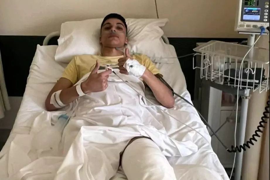 &Mu;&epsilon; &epsilon;&pi;&iota;&tau;&upsilon;&chi;ί&alpha; &eta; &epsilon;&pi;έ&mu;&beta;&alpha;&sigma;&eta; &tau;&omicron;&upsilon; &Iota;. &Nu;&epsilon;&nu;ό&phi;