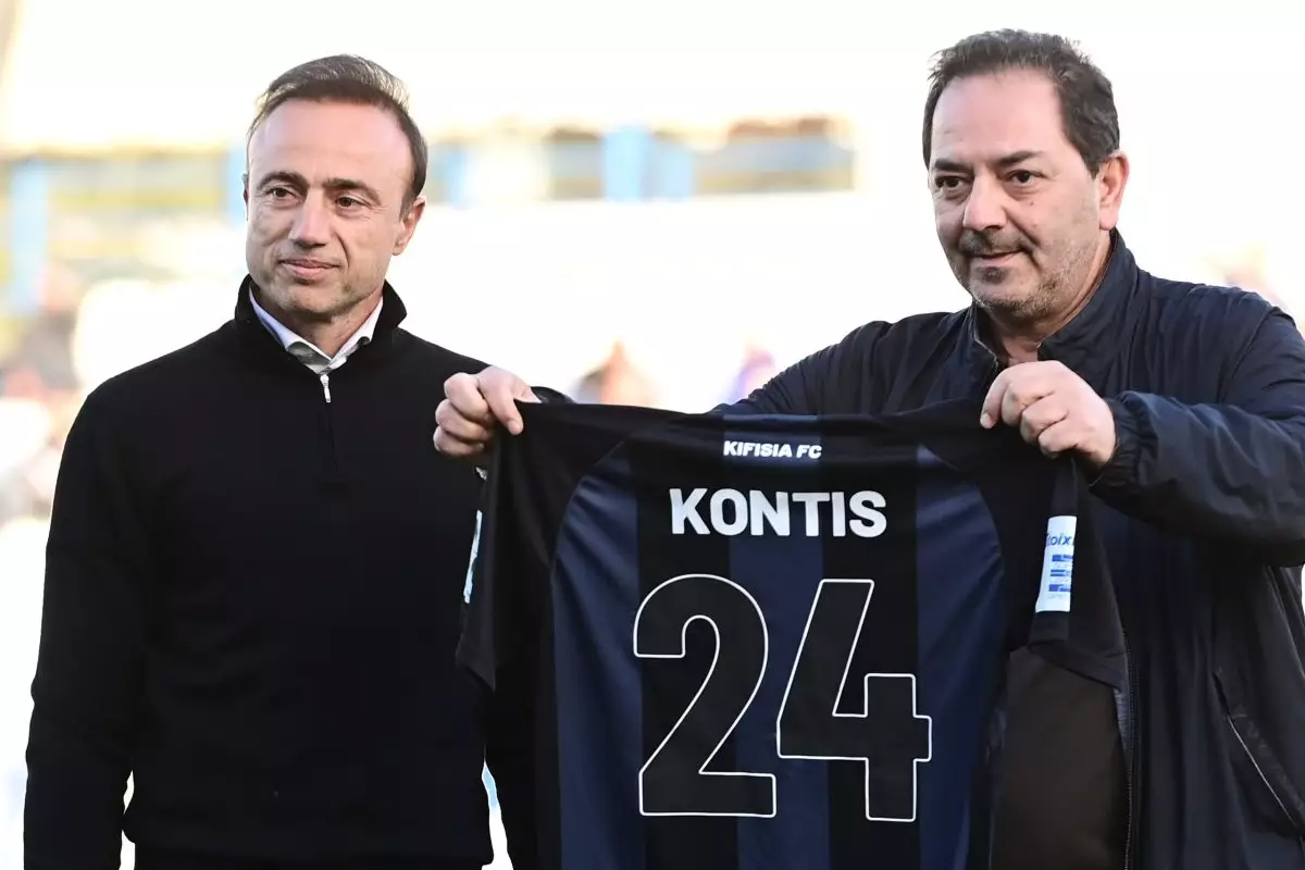 &Tau;ί&mu;&eta;&sigma;&epsilon; &tau;&omicron;&nu; &Chi;&rho;ή&sigma;&tau;&omicron; &Kappa;ό&nu;&tau;&eta; &eta; &Kappa;&eta;&phi;&iota;&sigma;&iota;ά