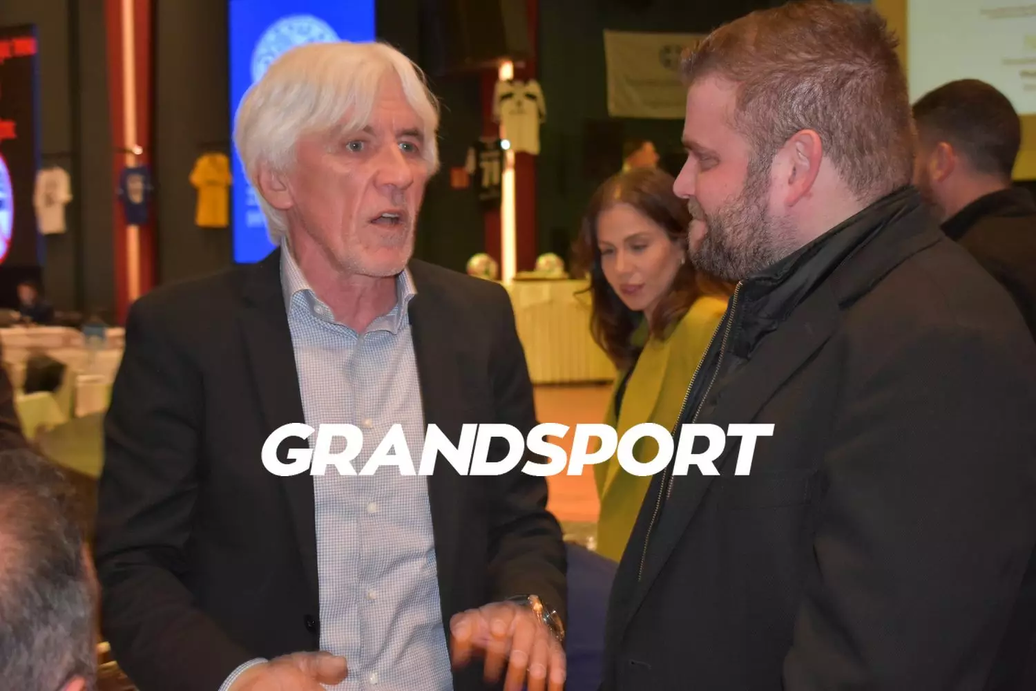 Έ&phi;&tau;&alpha;&sigma;&epsilon; &sigma;&tau;&eta;&nu; &kappa;&omicron;&pi;ή &pi;ί&tau;&alpha;&sigmaf; &tau;&eta;&sigmaf; &Epsilon;&Pi;&Sigma;&Eta; &omicron; &Iota;&beta;ά&nu; &Gamma;&iota;&omicron;&beta;ά&nu;&omicron;&beta;&iota;&tau;&sigmaf;