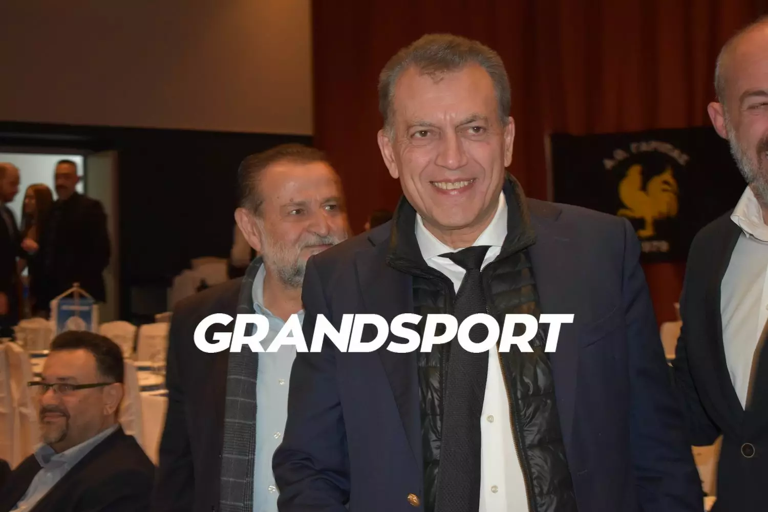 &Beta;&rho;&omicron;ύ&tau;&sigma;&eta;&sigmaf; &gamma;&iota;&alpha; &Tau;&zeta;ώ&rho;&tau;&zeta;&omicron;&gamma;&lambda;&omicron;&upsilon;: &laquo;&Epsilon;&kappa;&pi;έ&mu;&pi;&epsilon;&iota; &alpha;&nu;&iota;&delta;&iota;&omicron;&tau;έ&lambda;&epsilon;&iota;&alpha; &kappa;&alpha;&iota; &pi;ά&theta;&omicron;&sigmaf; &ndash; &Omicron; &alpha;&theta;&lambda;&eta;&tau;&iota;&sigma;&mu;ό&sigmaf; &epsilon;&nu;ώ&nu;&epsilon;&iota;&raquo;