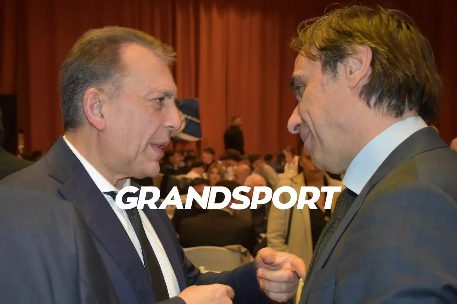 &Omicron; &Eta;&lambda;ί&alpha;&sigmaf; &Pi;&omicron;&upsilon;&rho;&sigma;&alpha;&nu;ί&delta;&eta;&sigmaf; &epsilon;&kappa;&pi;&rho;&omicron;&sigma;ώ&pi;&eta;&sigma;&epsilon; &tau;&eta;&nu; &Pi;&Alpha;&Epsilon; &Omicron;&Phi;&Eta; &sigma;&tau;&eta;&nu; &kappa;&omicron;&pi;ή &pi;ί&tau;&alpha;&sigmaf; &tau;&eta;&sigmaf; &Epsilon;&Pi;&Sigma;&Eta;