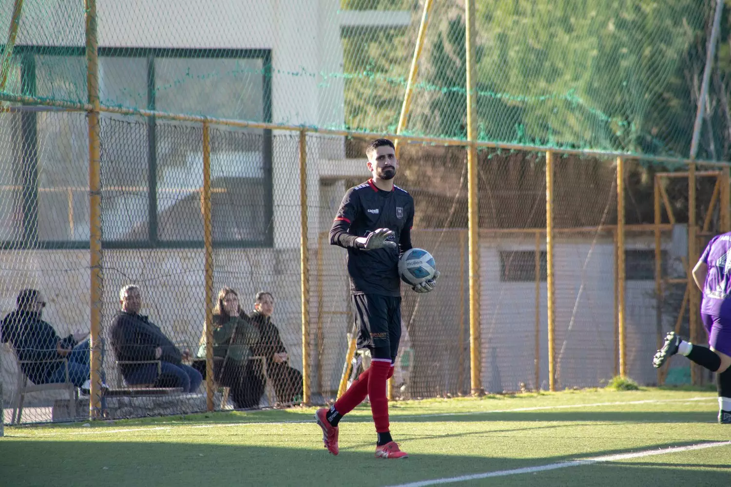 &Mu;&iota;&chi;. &Kappa;&alpha;&pi;&epsilon;&tau;&alpha;&nu;ά&kappa;&eta;&sigmaf;: &laquo;&Nu;&tau;έ&rho;&mu;&pi;&iota; &mu;&epsilon; &pi;&omicron;&iota;ό&tau;&eta;&tau;&alpha; &kappa;&alpha;&iota; &iota;&sigma;&tau;&omicron;&rho;ί&alpha; &ndash; &Pi;&iota;&sigma;&tau;&epsilon;ύ&omega; &sigma;&tau;&eta; &delta;&upsilon;&nu;&alpha;&mu;&iota;&kappa;ή &tau;&eta;&sigmaf; &Mu;&iota;&nu;&omega;&iota;&kappa;ή&sigmaf;&raquo;