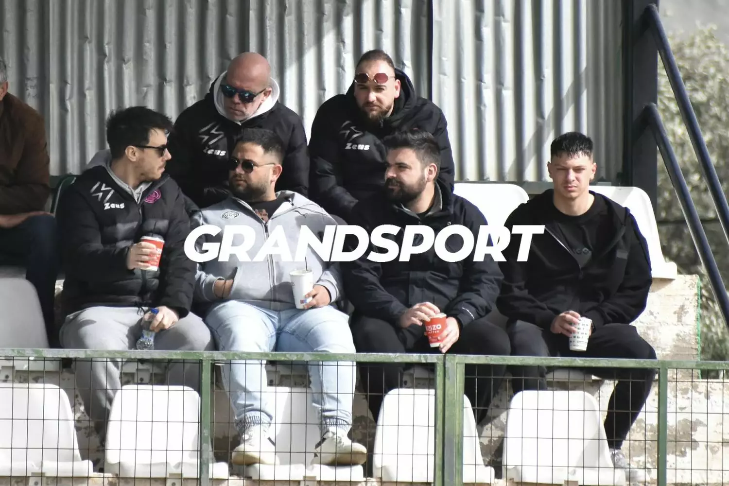 &Pi;&alpha;&rho;&alpha;&kappa;&omicron;&lambda;&omicron;&upsilon;&theta;&epsilon;ί &Omicron;&Phi;&Alpha;&Mu;-&Theta;&rho;ί&alpha;&mu;&beta;&omicron;&sigmaf; &Alpha;&nu;&alpha;&lambda;ή&psi;&epsilon;&omega;&sigmaf; &tau;&omicron; Ά&lambda;&omicron;&gamma;&omicron; &Mu;&alpha;&lambda;&epsilon;&beta;&iota;&zeta;ί&omicron;&upsilon;