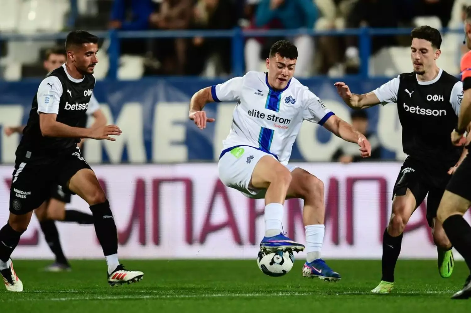 &Pi;&lambda;ή&rho;&omega;&sigma;&epsilon; &tau;&eta;&nu; &kappa;&omicron;ύ&rho;&alpha;&sigma;&eta; &kappa;&alpha;&iota; ά&phi;&eta;&sigma;&epsilon; &delta;ύ&omicron; &beta;&alpha;&theta;&mu;&omicron;ύ&sigmaf; &omicron; &Omicron;&Phi;&Eta;