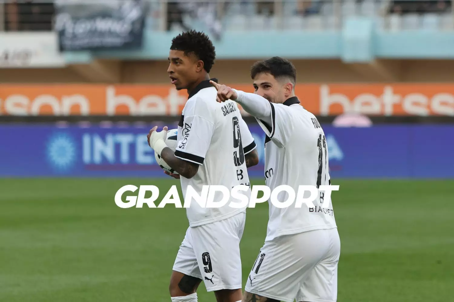 &Gamma;&kappa;&omicron;&lambda;ά&rho;&alpha; &Sigma;&alpha;&lambda;&sigma;έ&delta;&omicron; &kappa;&alpha;&iota; 3-0 &omicron; &omicron; &Omicron;&Phi;&Eta;! (vid)