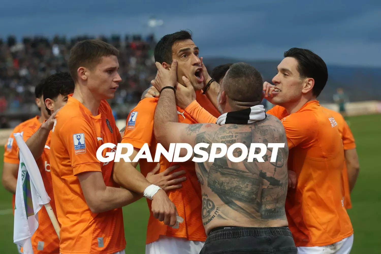 &Lambda;&epsilon;&beta;&alpha;&delta;&epsilon;&iota;&alpha;&kappa;ό&sigmaf;-&Omicron;&Phi;&Eta; 0-1: &Tau;&alpha; highlights &sigma;&tau;&omicron; &iota;&sigma;&tau;&omicron;&rho;&iota;&kappa;ό &delta;&iota;&pi;&lambda;ό &pi;&rho;ό&kappa;&rho;&iota;&sigma;&eta;&sigmaf; (vid)