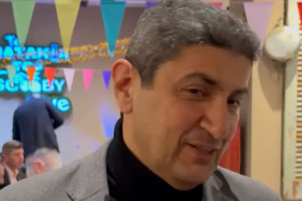 &Lambda;. &Alpha;&upsilon;&gamma;&epsilon;&nu;ά&kappa;&eta;&sigmaf;: &laquo;&Delta;ύ&sigma;&kappa;&omicron;&lambda;&omicron;&sigmaf; &omicron; &delta;&rho;ό&mu;&omicron;&sigmaf; &tau;&eta;&sigmaf; &epsilon;&lambda;&lambda;&eta;&nu;&iota;&kappa;ή&sigmaf; &delta;&iota;&alpha;&iota;&tau;&eta;&sigma;ί&alpha;&sigmaf; &ndash; &Nu;&alpha; &epsilon;ί&nu;&alpha;&iota; ό&lambda;&omicron;&iota; &upsilon;&gamma;&iota;&epsilon;ί&sigmaf; &kappa;&alpha;&iota; &mu;&omicron;&nu;&iota;&alpha;&sigma;&mu;έ&nu;&omicron;&iota;&raquo; (vid)