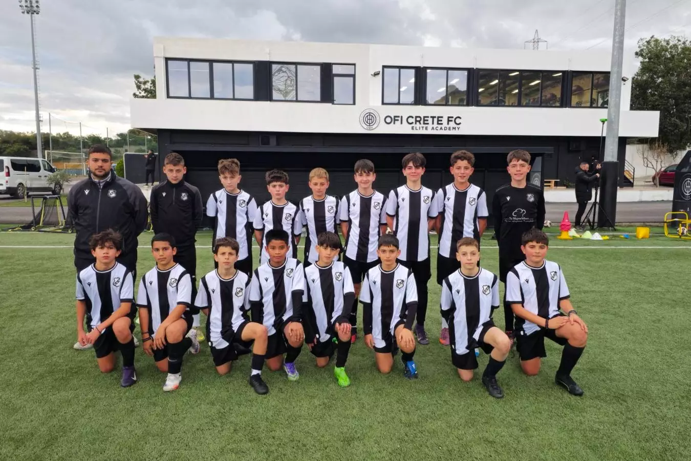 Έ&gamma;&iota;&nu;&alpha;&nu; &tau;&alpha; &kappa;&alpha;&theta;&iota;&epsilon;&rho;&omega;&mu;έ&nu;&alpha; &phi;&iota;&lambda;&iota;&kappa;ά &tau;&omega;&nu; &alpha;&kappa;&alpha;&delta;&eta;&mu;&iota;ώ&nu; &Epsilon;&rho;&alpha;&sigma;&iota;&tau;έ&chi;&nu;&eta; &kappa;&alpha;&iota; &Pi;&Alpha;&Epsilon; &Omicron;&Phi;&Eta;